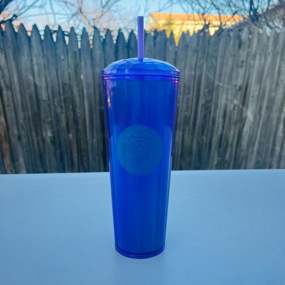 Other - Starbucks Dome Venti Cup